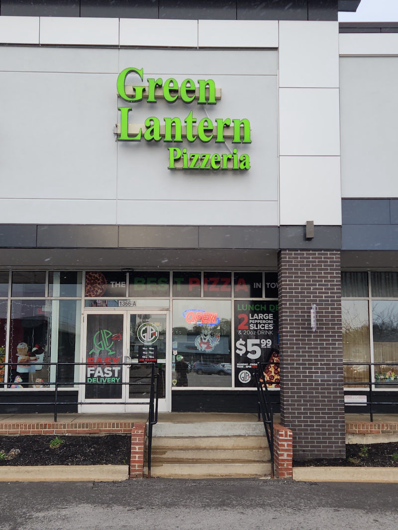 Green Lantern Pizza in Rochester Hills